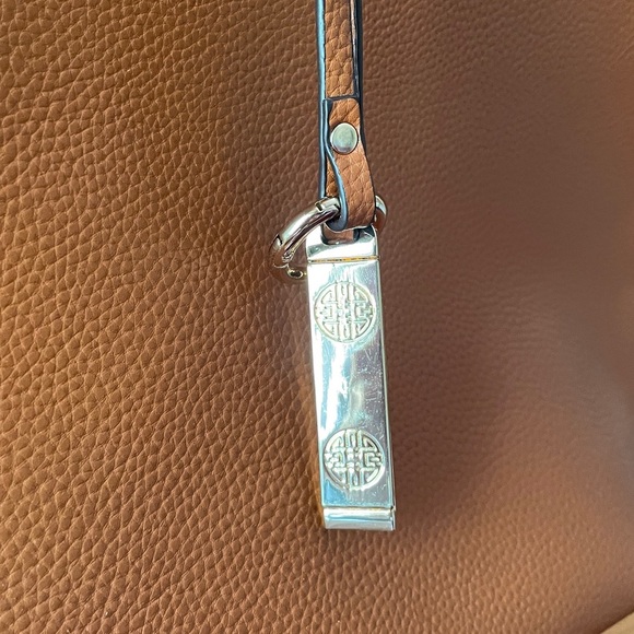 BRAND NEW Elegant Brown Buttery-Soft Tote Bag - advertised as Leather in Store - Picture 3 of 12